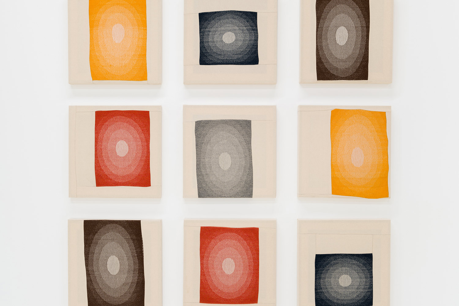 Jovencio de la Paz piece, Some Circles